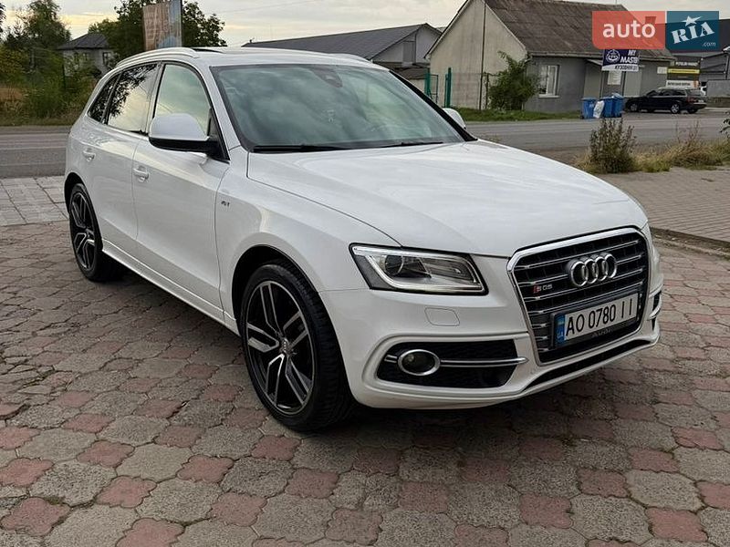 Позашляховик / Кросовер Audi SQ5 2013 в Мукачевому