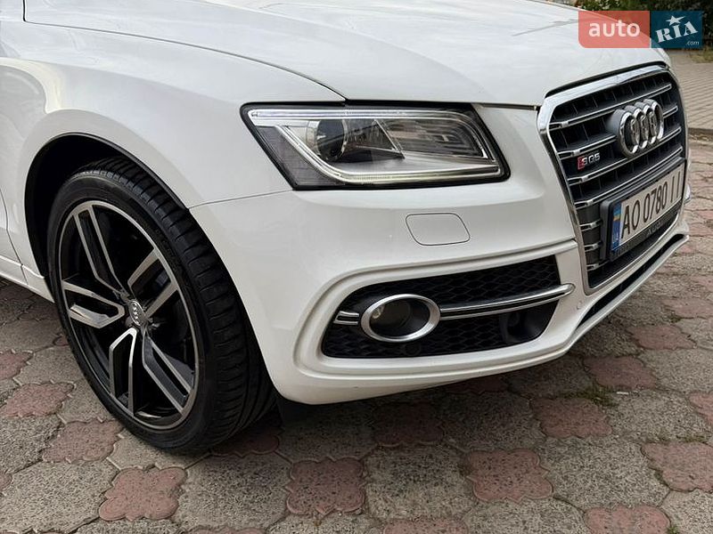 Позашляховик / Кросовер Audi SQ5 2013 в Мукачевому