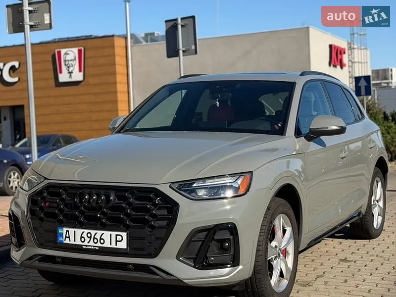 Audi SQ5 2022