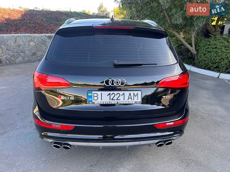 Внедорожник / Кроссовер Audi SQ5 2013 в Полтаве