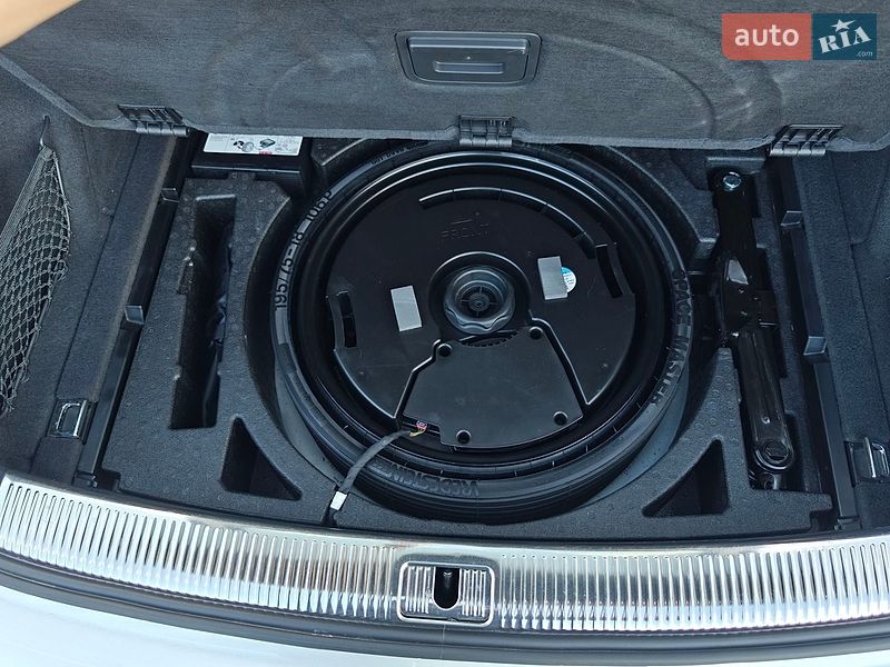 Позашляховик / Кросовер Audi SQ5 2021 в Броварах