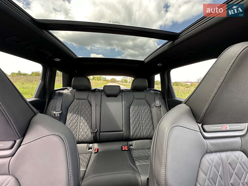Внедорожник / Кроссовер Audi SQ6 e-tron 2024 в Киеве