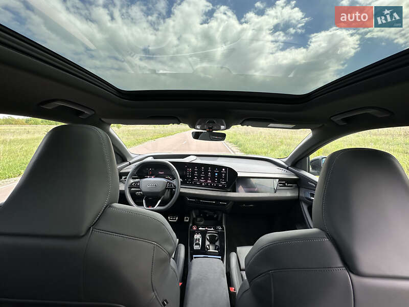 Внедорожник / Кроссовер Audi SQ6 e-tron 2024 в Киеве