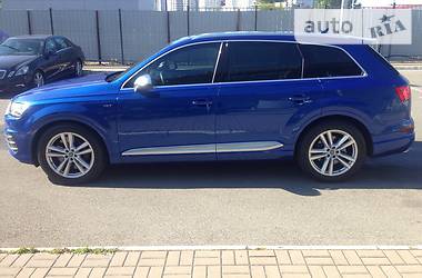 Внедорожник / Кроссовер Audi SQ7 2016 в 