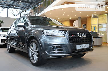 Внедорожник / Кроссовер Audi SQ7 2018 в Днепре