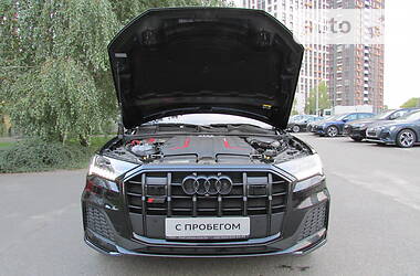 Внедорожник / Кроссовер Audi SQ7 2020 в Киеве