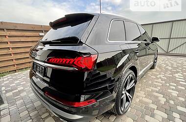 Внедорожник / Кроссовер Audi SQ7 2020 в Киеве