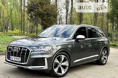Внедорожник / Кроссовер Audi SQ7 2021 в Киеве