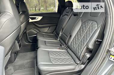 Внедорожник / Кроссовер Audi SQ7 2021 в Киеве