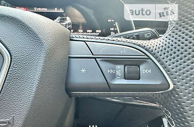 Внедорожник / Кроссовер Audi SQ7 2021 в 
