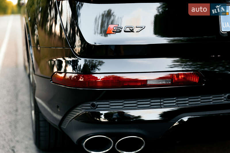Внедорожник / Кроссовер Audi SQ7 2021 в Львове