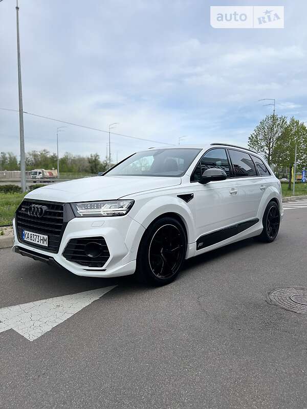 Внедорожник / Кроссовер Audi SQ7 2017 в 