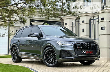 Внедорожник / Кроссовер Audi SQ7 2021 в Одессе