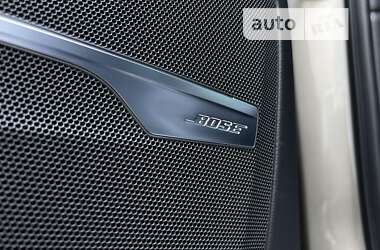 Внедорожник / Кроссовер Audi SQ7 2016 в 