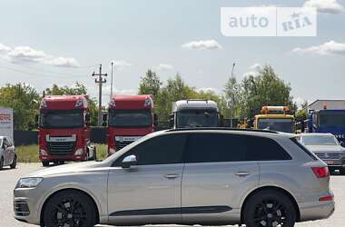 Внедорожник / Кроссовер Audi SQ7 2016 в 
