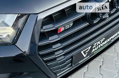 Внедорожник / Кроссовер Audi SQ7 2018 в 