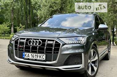 Внедорожник / Кроссовер Audi SQ7 2021 в 