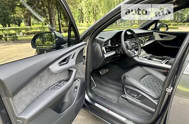 Внедорожник / Кроссовер Audi SQ7 2021 в 