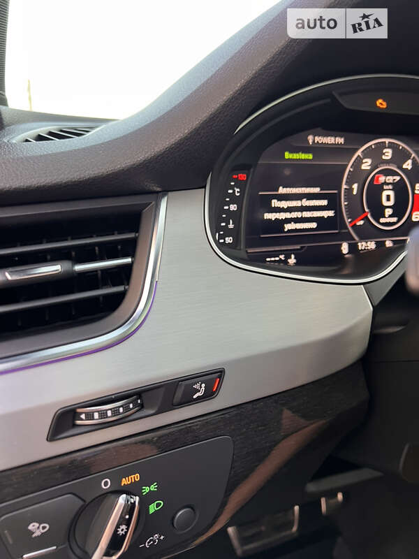 Позашляховик / Кросовер Audi SQ7 2017 в Києві