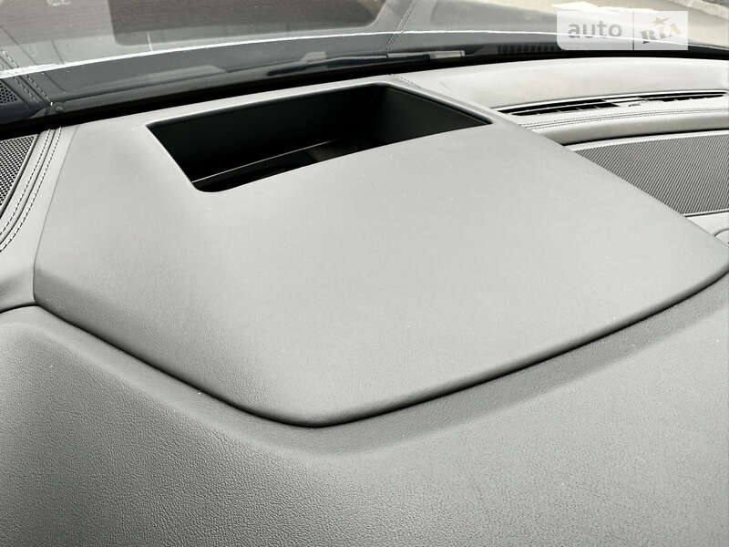 Внедорожник / Кроссовер Audi SQ7 2018 в Киеве фото 27 Внедорожник / Кроссовер Audi SQ7 2018 в Киеве