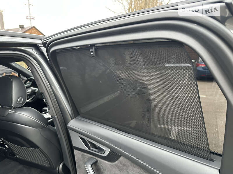 Внедорожник / Кроссовер Audi SQ7 2018 в Киеве фото 23 Внедорожник / Кроссовер Audi SQ7 2018 в Киеве