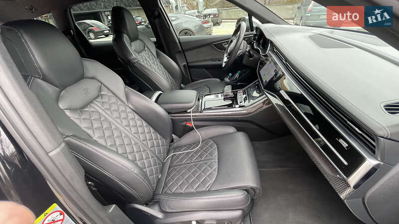 Внедорожник / Кроссовер Audi SQ7 2021 в Киеве