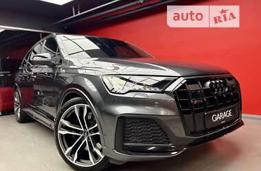 Внедорожник / Кроссовер Audi SQ7 2021 в Киеве