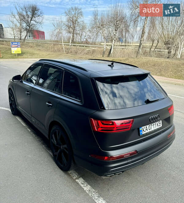 Внедорожник / Кроссовер Audi SQ7 2018 в Киеве