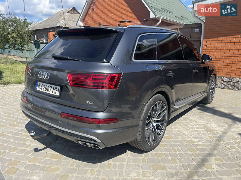 Позашляховик / Кросовер Audi SQ7 2017 в Харкові