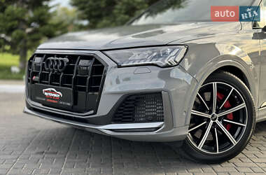 Внедорожник / Кроссовер Audi SQ7 2022 в 