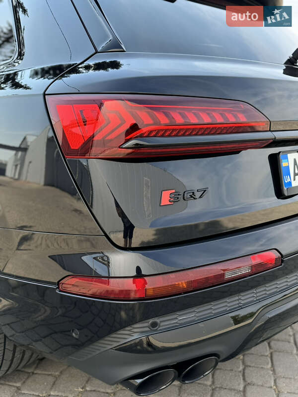 Внедорожник / Кроссовер Audi SQ7 2021 в Мукачево