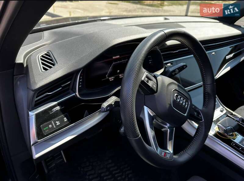 Внедорожник / Кроссовер Audi SQ7 2020 в Днепре