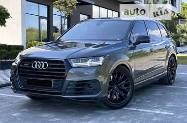 Позашляховик / Кросовер Audi SQ7 2019 в Ужгороді