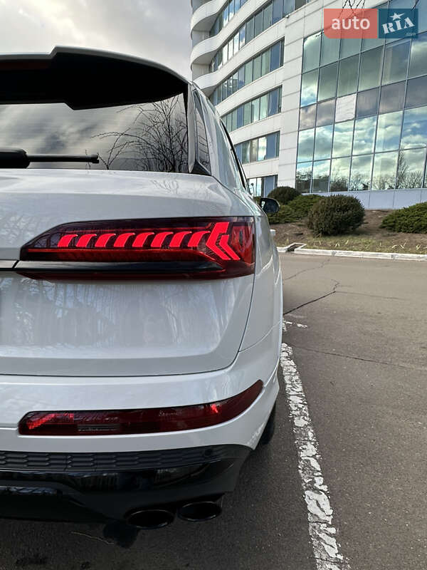 Внедорожник / Кроссовер Audi SQ7 2021 в Одессе