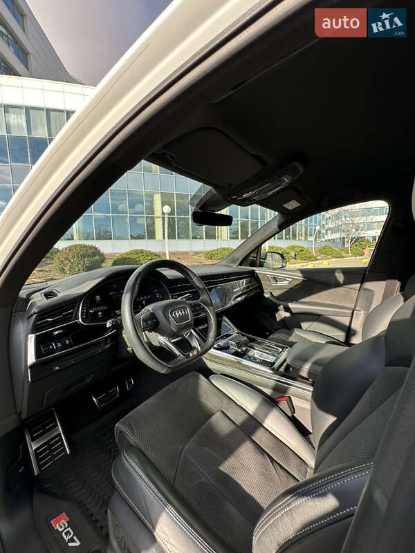 Внедорожник / Кроссовер Audi SQ7 2021 в Одессе