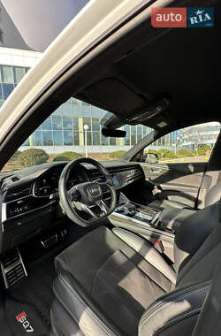 Внедорожник / Кроссовер Audi SQ7 2021 в 