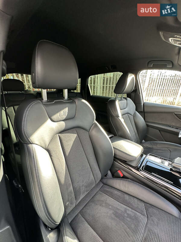 Внедорожник / Кроссовер Audi SQ7 2021 в Одессе