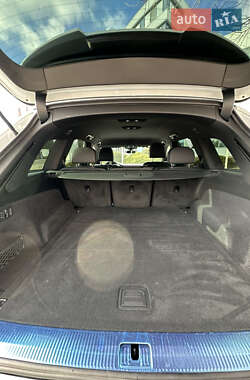 Внедорожник / Кроссовер Audi SQ7 2021 в 