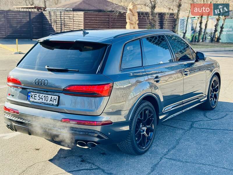 Внедорожник / Кроссовер Audi SQ7 2024 в Днепре