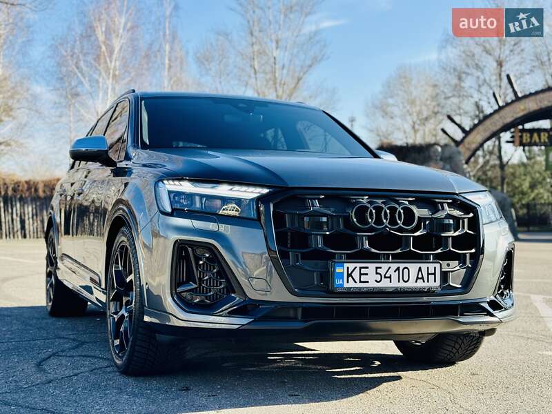 Внедорожник / Кроссовер Audi SQ7 2024 в Днепре