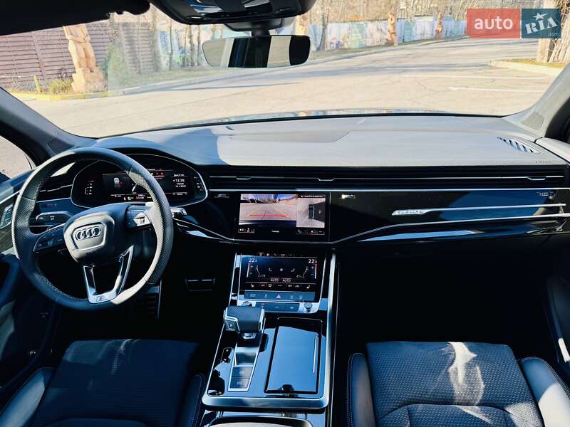 Внедорожник / Кроссовер Audi SQ7 2024 в Днепре