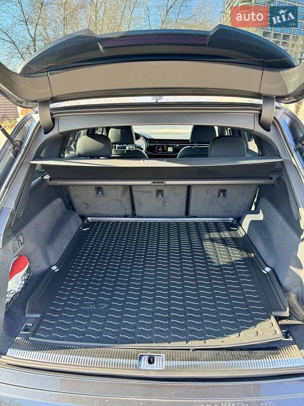Внедорожник / Кроссовер Audi SQ7 2024 в Днепре