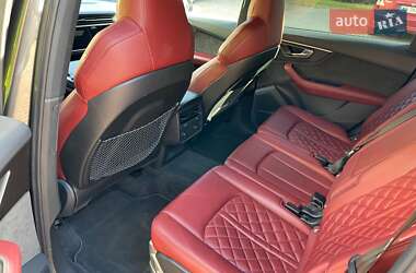 Внедорожник / Кроссовер Audi SQ7 2021 в 