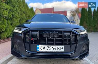 Внедорожник / Кроссовер Audi SQ7 2021 в 