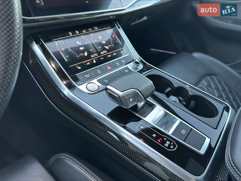 Позашляховик / Кросовер Audi SQ7 2020 в Івано-Франківську