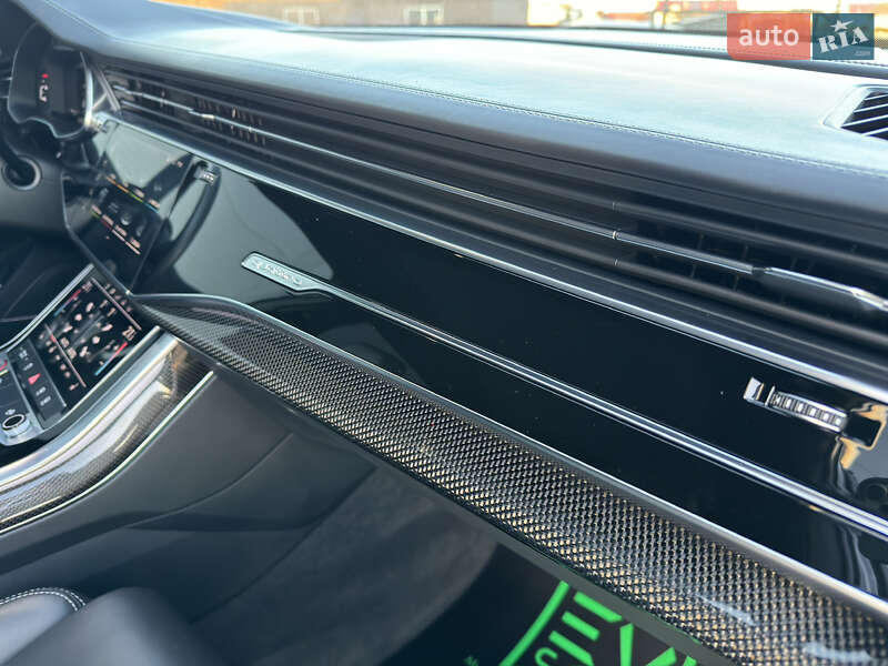 Позашляховик / Кросовер Audi SQ7 2020 в Івано-Франківську