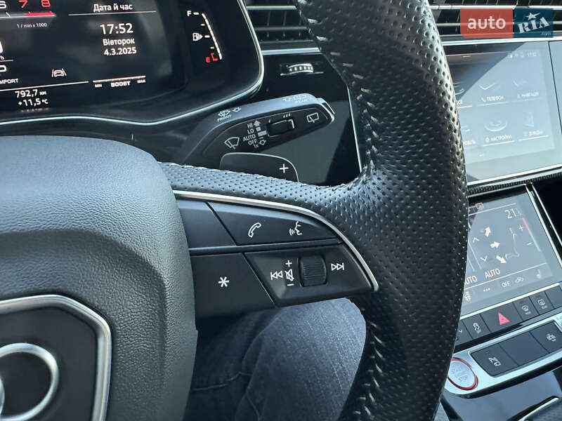 Позашляховик / Кросовер Audi SQ7 2020 в Івано-Франківську
