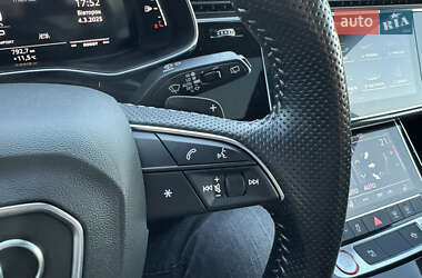 Внедорожник / Кроссовер Audi SQ7 2020 в 