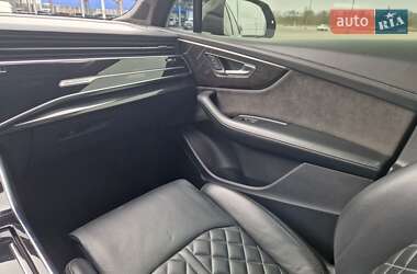 Внедорожник / Кроссовер Audi SQ7 2021 в 