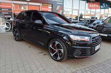 Внедорожник / Кроссовер Audi SQ7 2018 в 